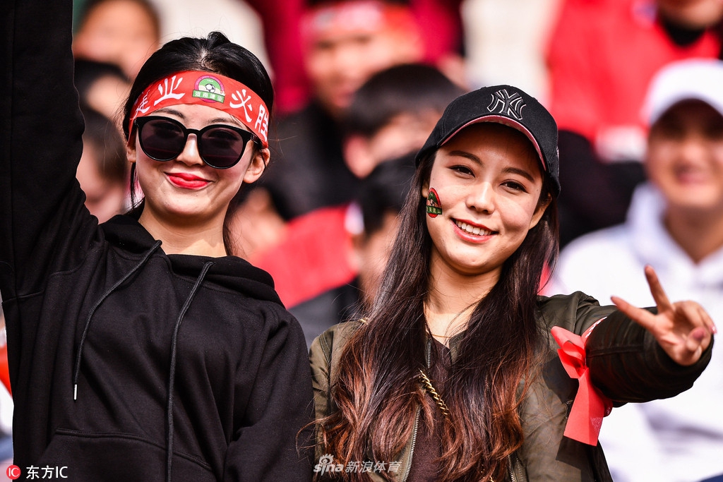 2019中超第1轮各地女球迷精选II