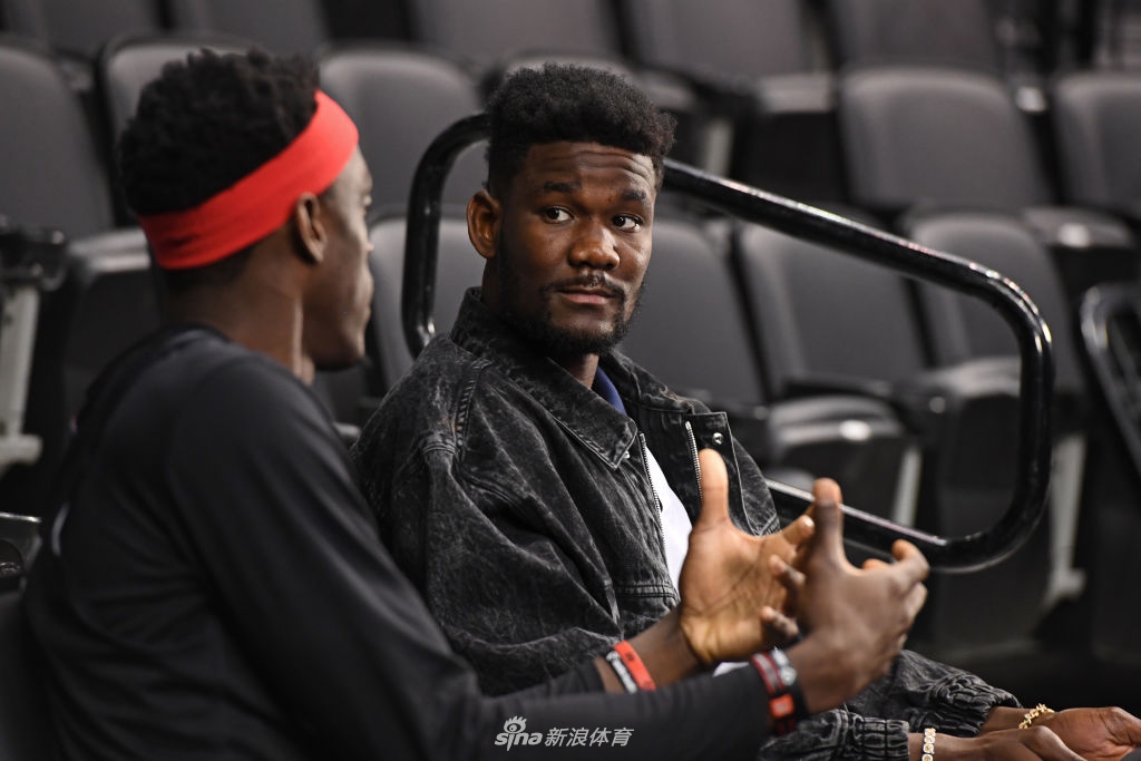 猛龙队训练备战NBA总决赛 卡哇伊成焦点