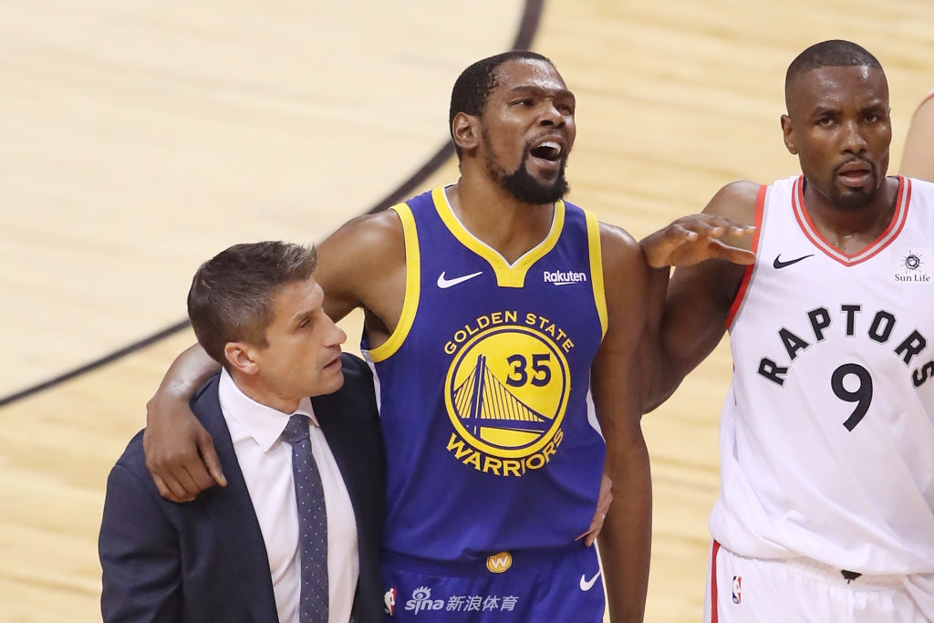 杜兰特复出再次受伤!跟腱伤势赛季报销