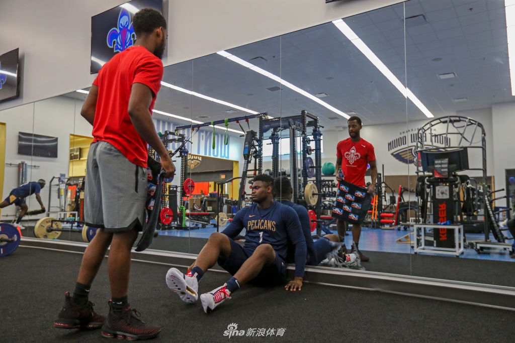 还未出场先手术！2019状元锡安接受右膝半月板手术