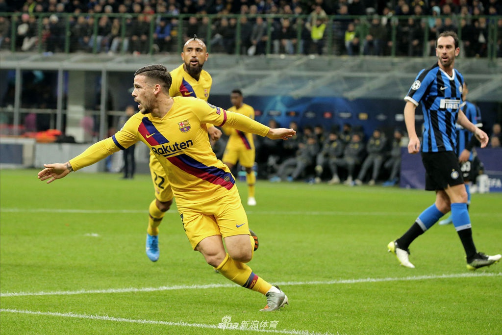 佩雷斯首开纪录