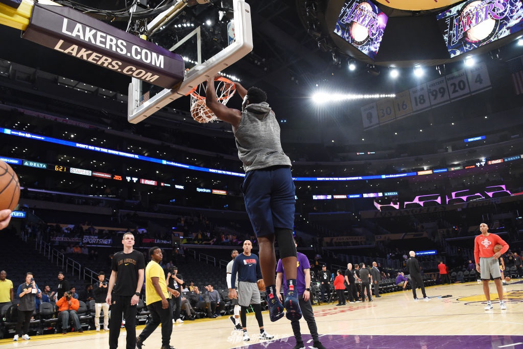 状元秀有望本周五生涯首秀！锡安战斧暴扣登陆NBA