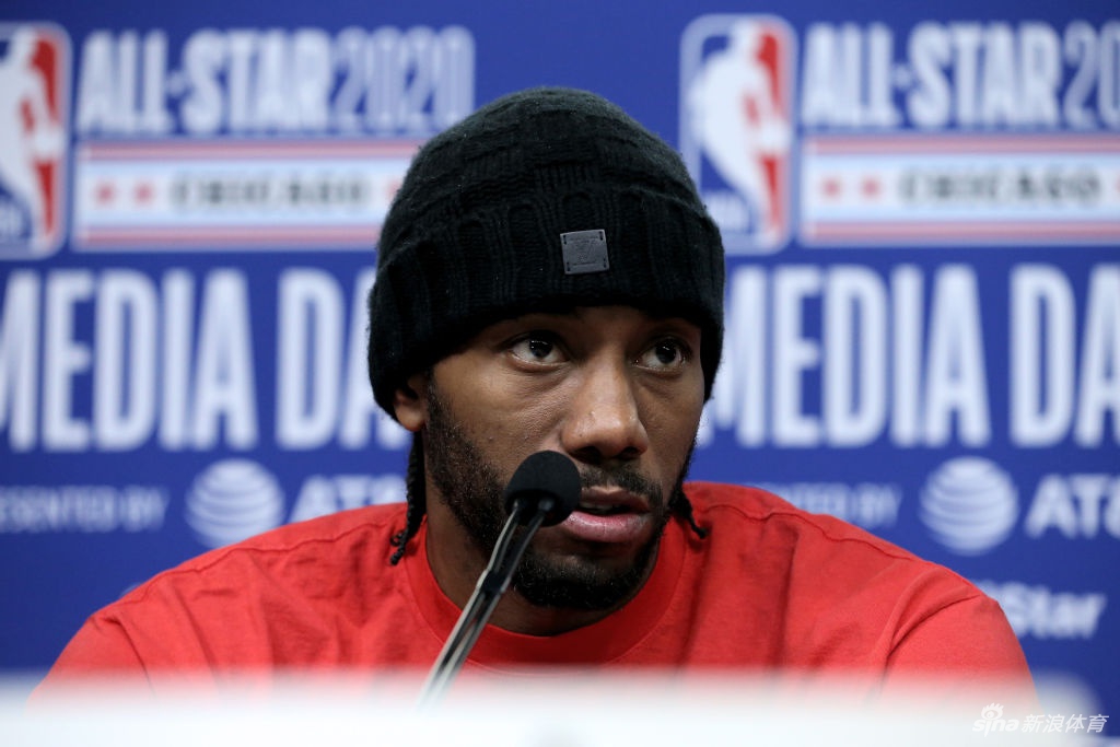 NBA全明星媒体采访日 詹姆斯成关注焦点