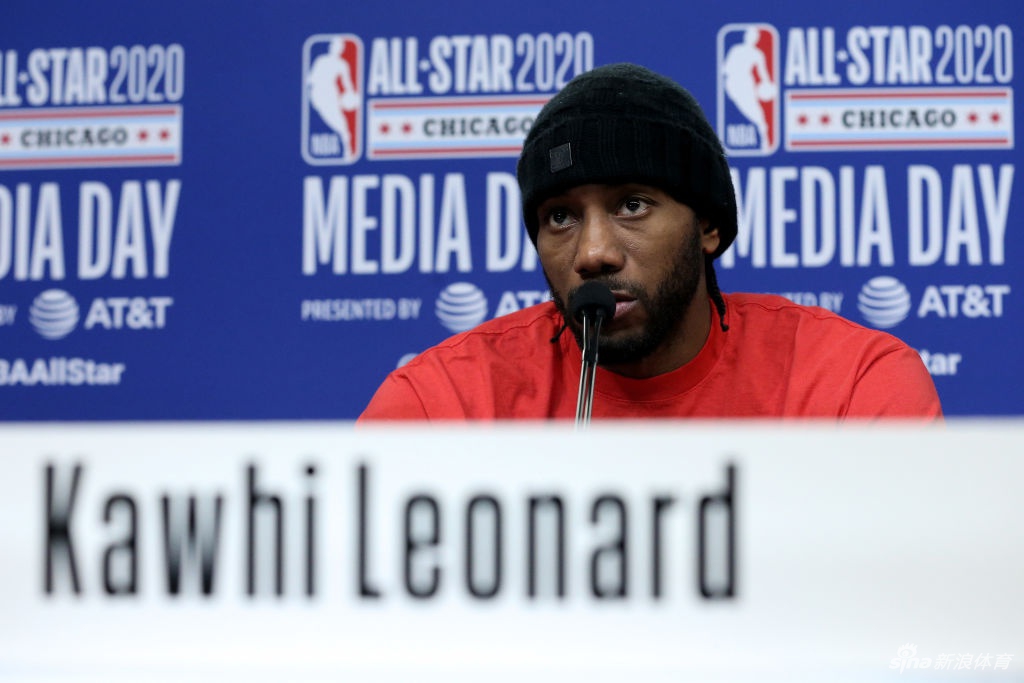 NBA全明星媒体采访日 詹姆斯成关注焦点