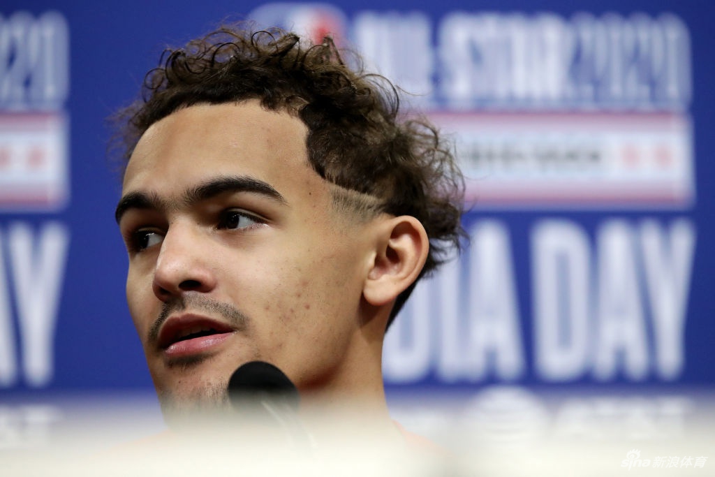 NBA全明星媒体采访日 詹姆斯成关注焦点