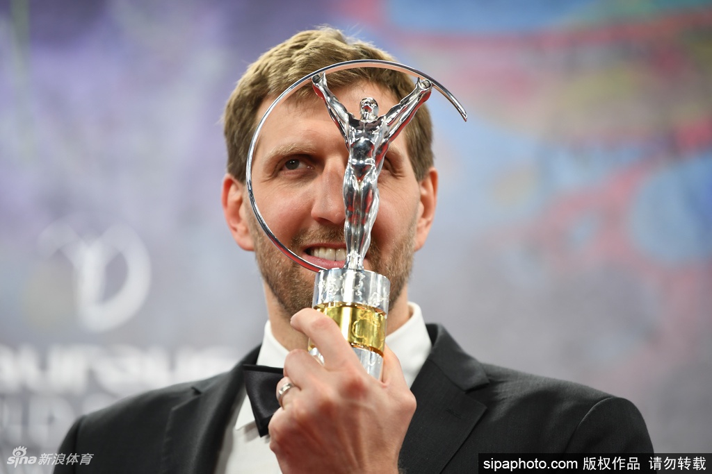 诺维茨基荣膺劳伦斯终身成就奖