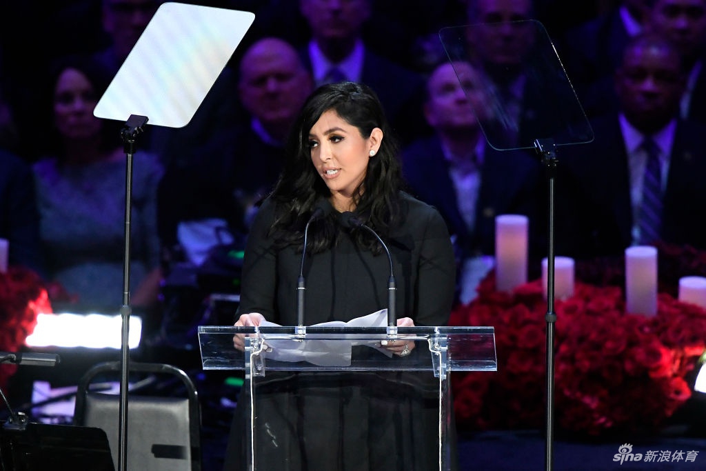 科嫂瓦妮莎追思科比:愿你们在天堂快乐直到再次相遇