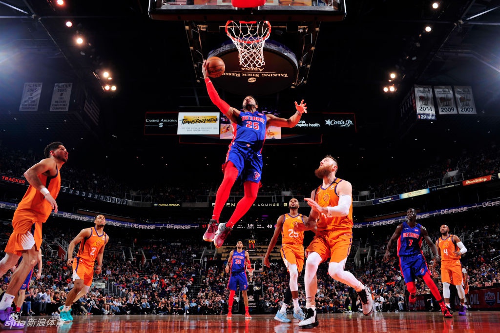 玫瑰绽放！罗斯砍31分 进关键球杀死太阳