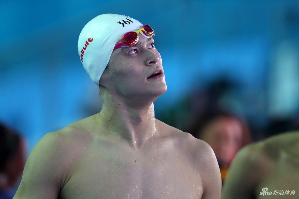 孙杨晒出血样完好但已无效 瓶子外观确实被砸过