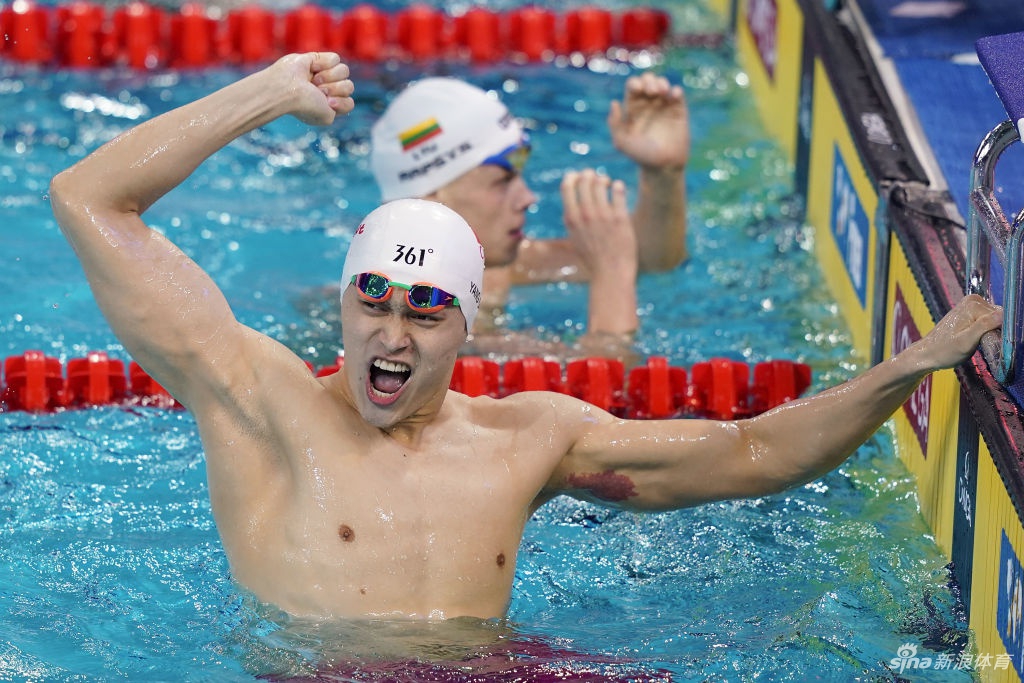 孙杨晒出血样完好但已无效 瓶子外观确实被砸过