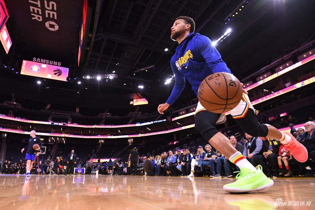 库里正式归来！金州大佬赛前热身不见伤病影响