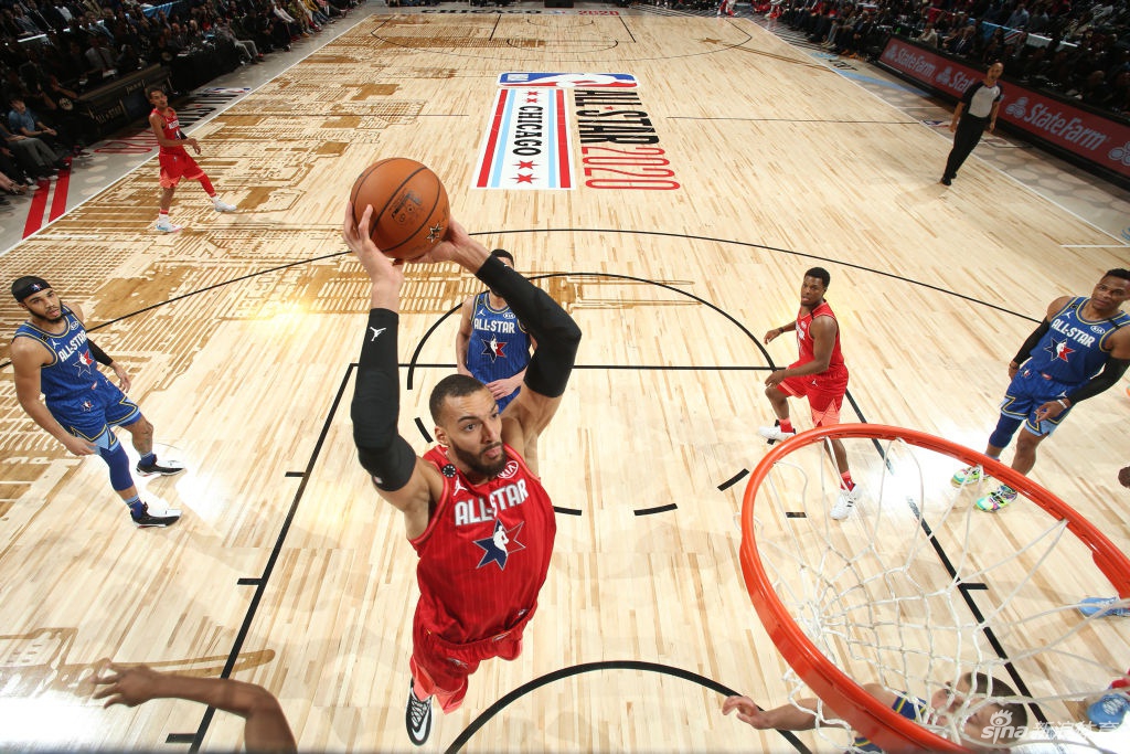 爵士球员戈贝尔新冠检测呈阳性 NBA宣布暂停本赛季