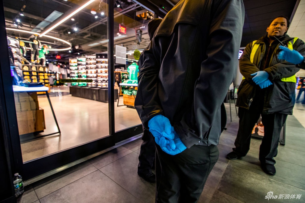 NBA官方通知：至少停赛一个月 各队球馆冷冷清清