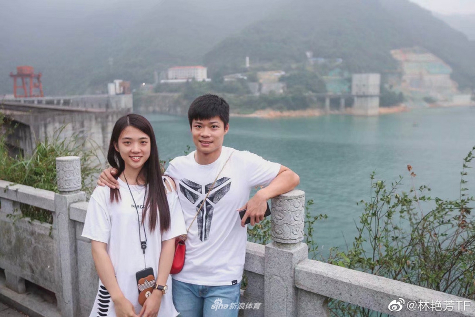 苏炳添示爱林艳芳：爱你不止一点点