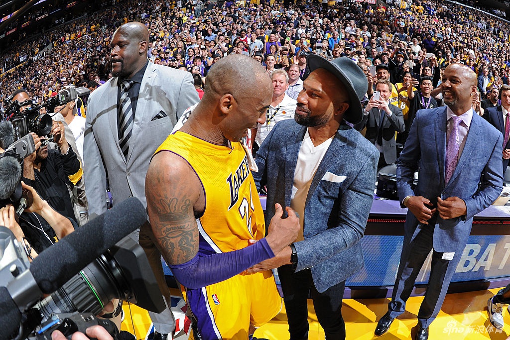4年前今天科比告别战砍60分 24张老照片回顾最后一舞