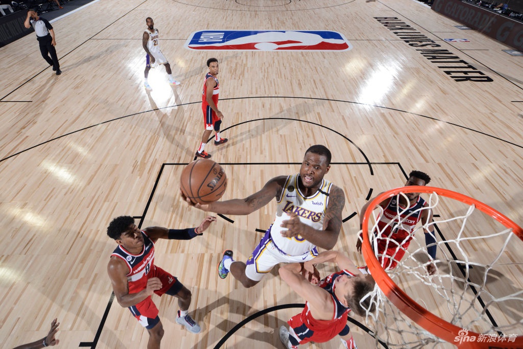 [NBA热身赛]湖人123-116奇才 詹眉休战JR砍20分