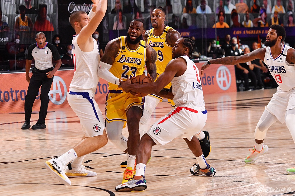 詹姆斯遭遇卡哇伊严防