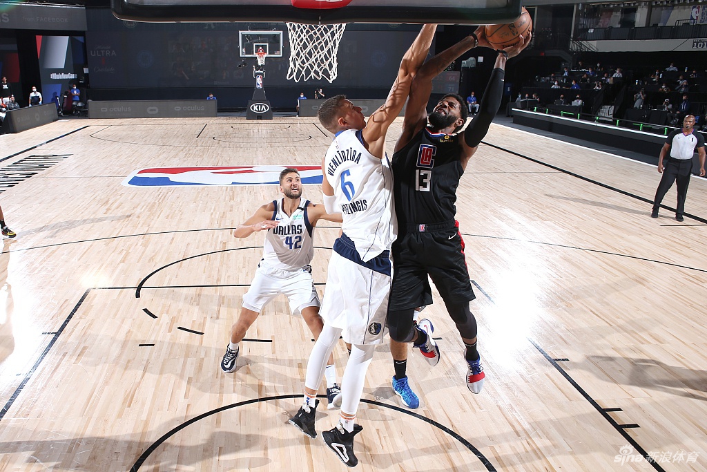 [NBA季后赛]独行侠127-114快船 东契奇28分总分1-1