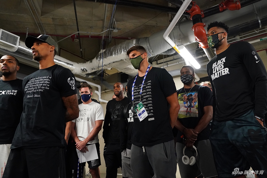 为抗议黑人被警察连射7枪 NBA球队决定罢赛