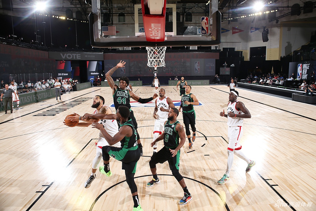 [NBA季后赛]凯尔特人102-99猛龙 总分2-0