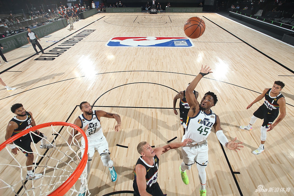 [NBA季后赛]掘金4-3淘汰爵士晋级 约基奇30+14