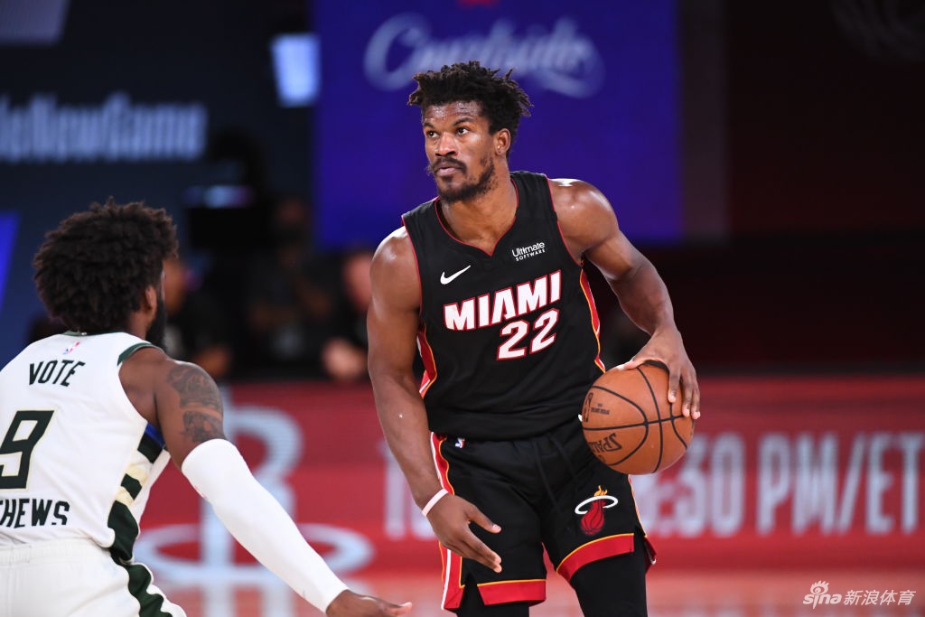 [NBA季后赛]雄鹿118-115热火 字母伤退米德尔顿36分