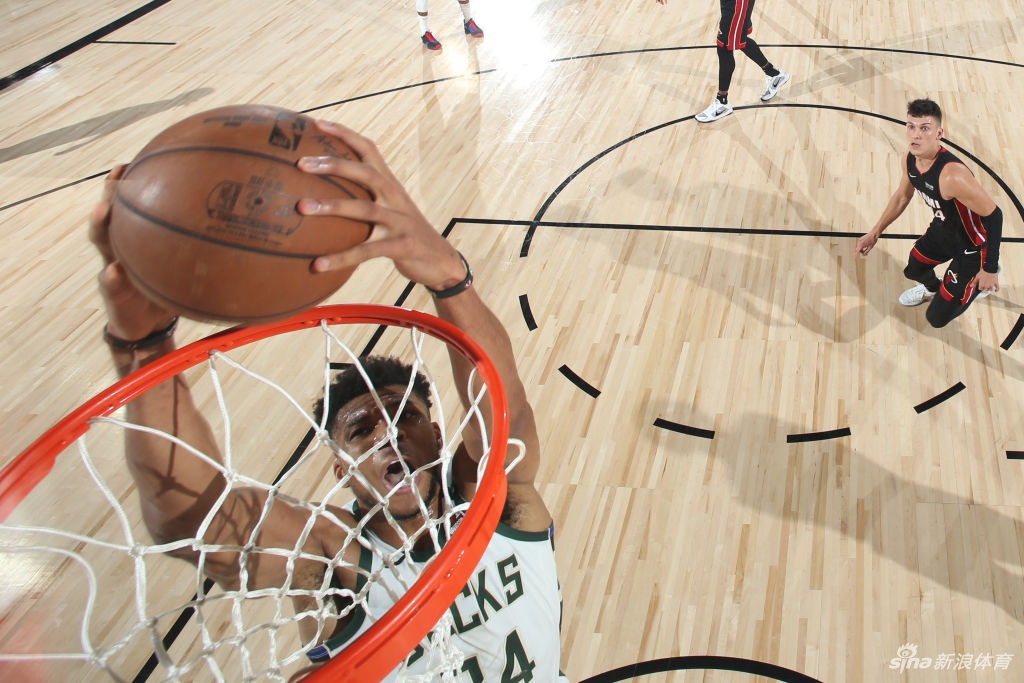 [NBA季后赛]雄鹿118-115热火 字母伤退米德尔顿36分