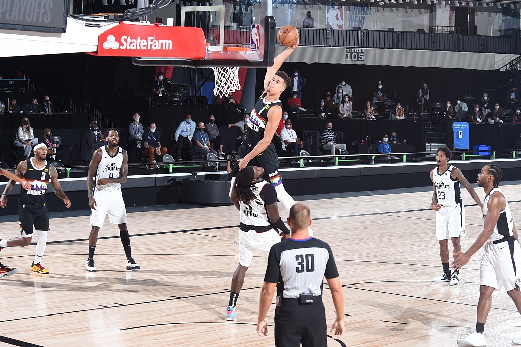 [NBA季后赛]快船113-107掘金 泡椒32分总分2-1