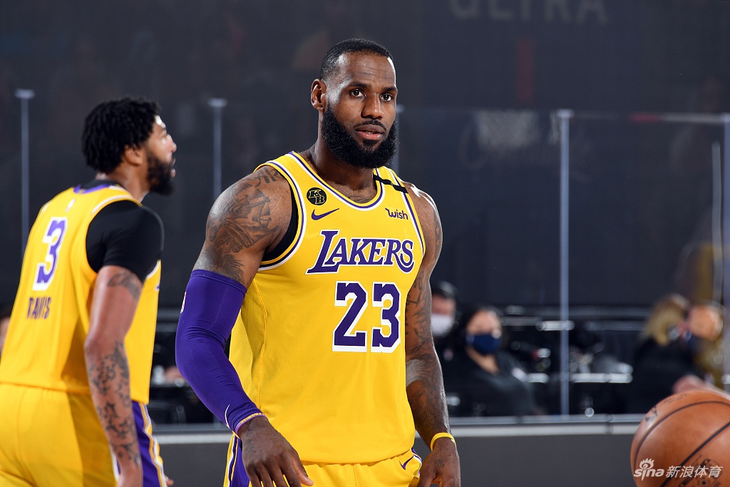[NBA季后赛]湖人110-100获胜 总分3-1领先