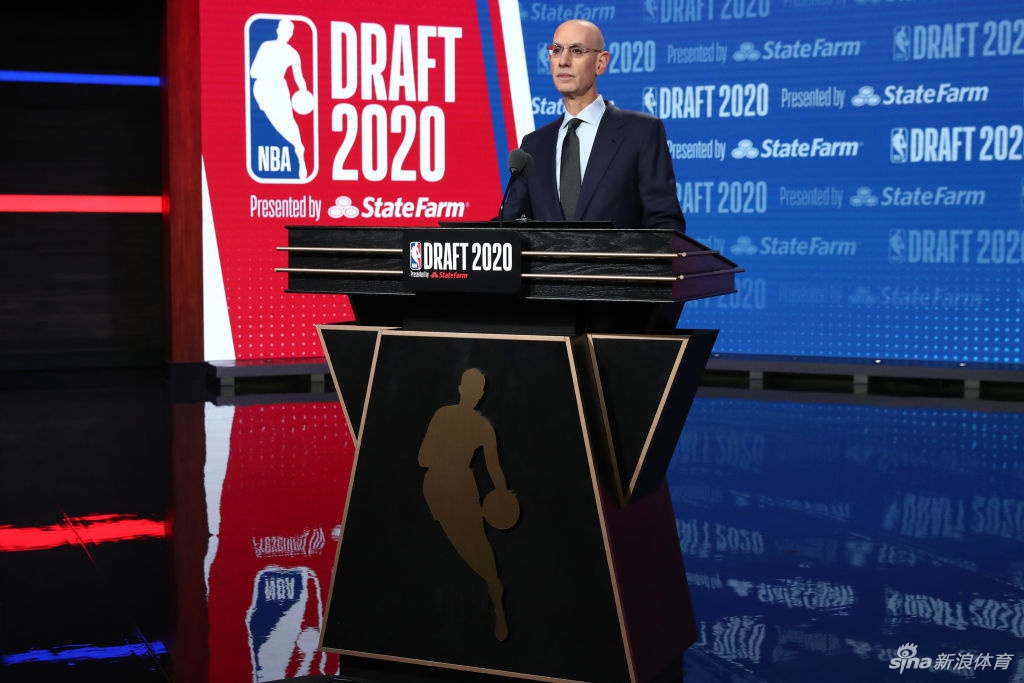 NBA选秀大会森林狼状元签选爱德华兹 怀斯曼三球分列榜眼探花