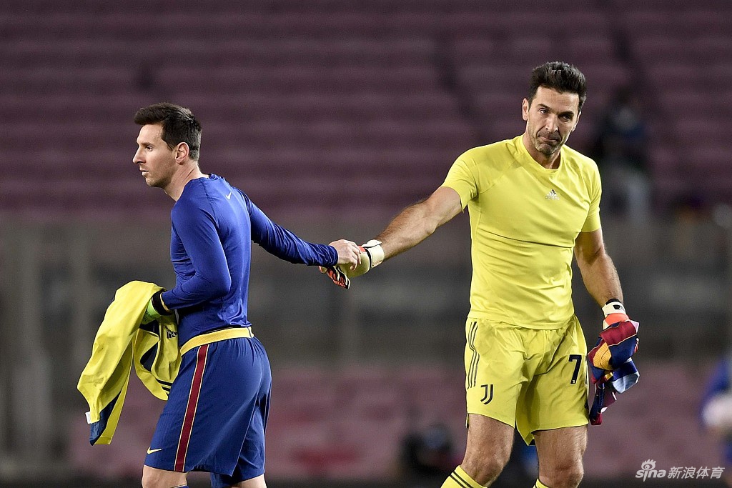 [欧冠]巴萨主场0-3尤文 C罗2球改写纪录