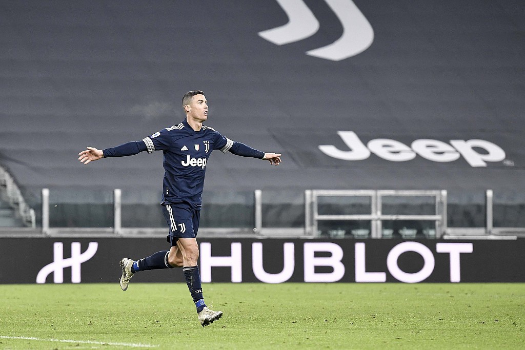 [意甲]尤文3-1萨索洛 C罗补时破门