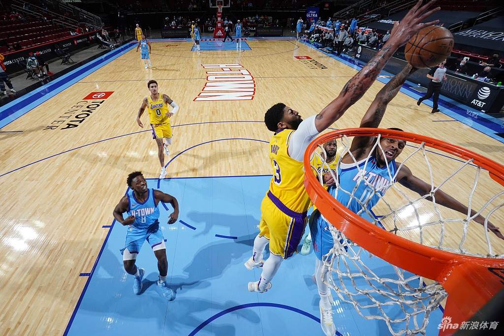 [NBA]湖人117-100火箭 詹姆斯砍26+8