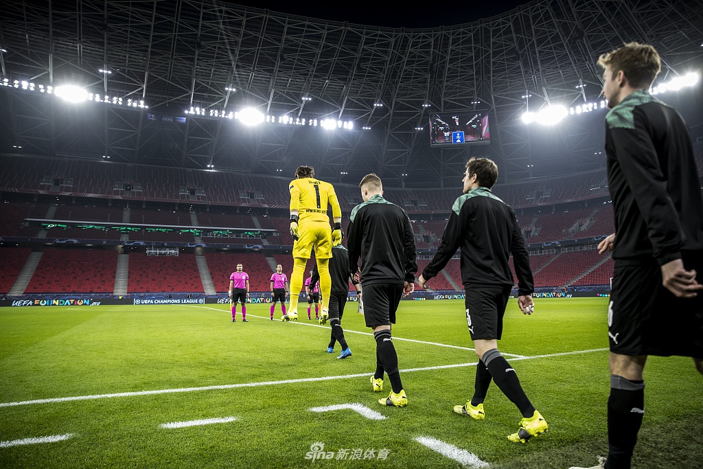 [欧冠]门兴0-2曼城 贝尔纳多传射