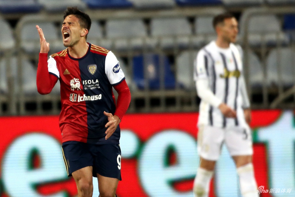 [意甲]卡利亚里1-3尤文 C罗上演完美帽子戏法