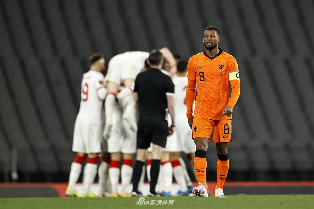 [世预赛]土耳其4-2荷兰 伊尔马兹帽子戏法