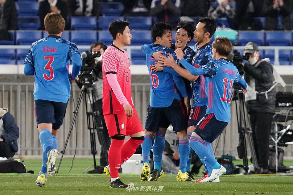 国际足球友谊赛 日本vs韩国 高清图集 新浪网