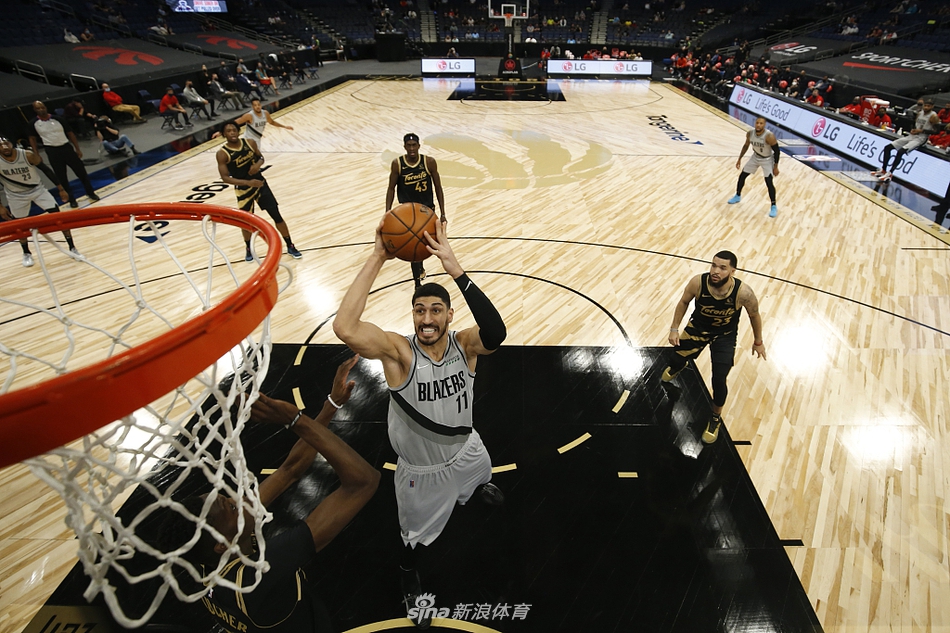 [NBA常规赛]开拓者122-117猛龙