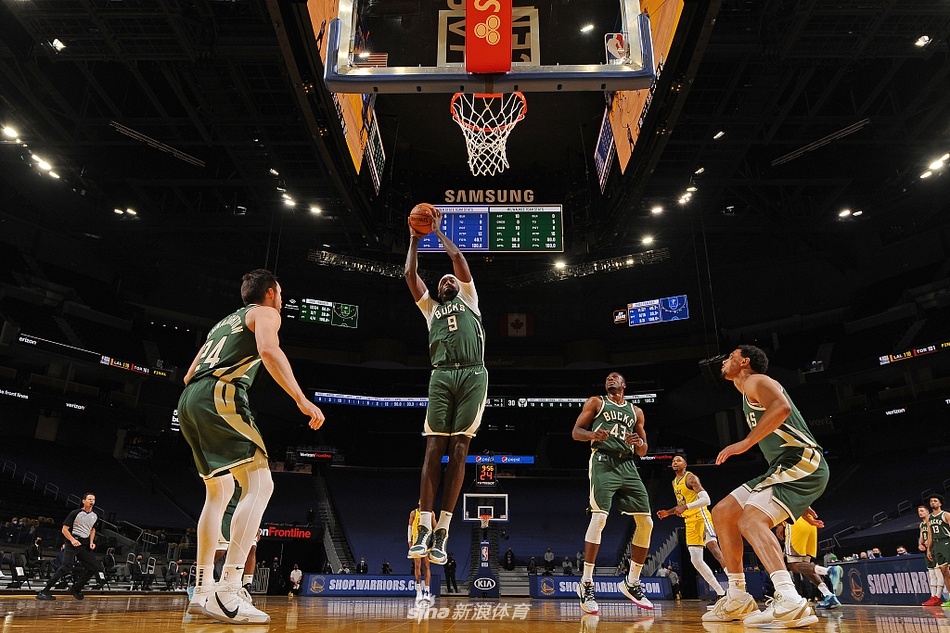 [NBA]雄鹿121-122勇士 库里砍41分