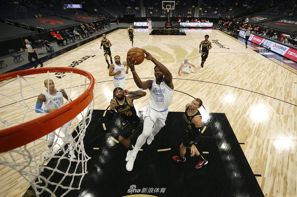[NBA常规赛]湖人110-101猛龙