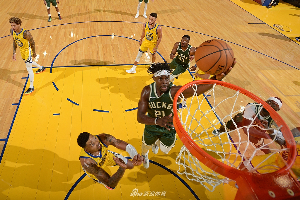 [NBA]雄鹿121-122勇士 库里砍41分