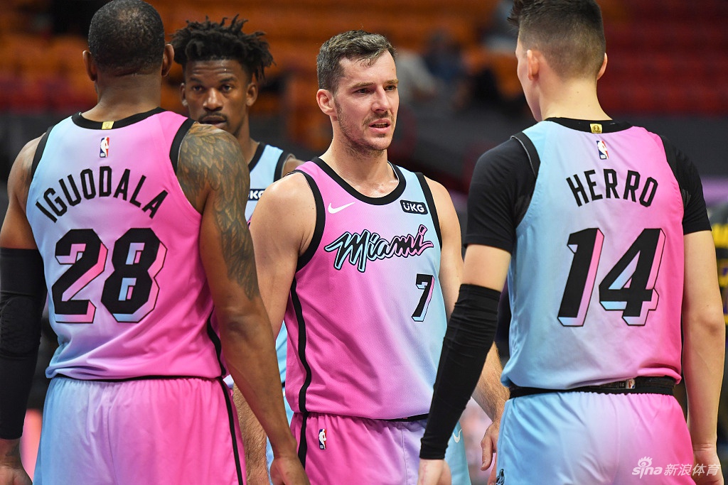 [NBA]湖人104-110热火 巴特勒砍28分