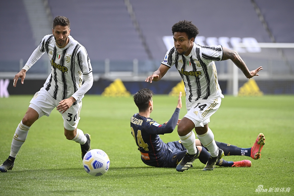 [意甲]尤文3-1热那亚 C罗中柱莫拉塔破门