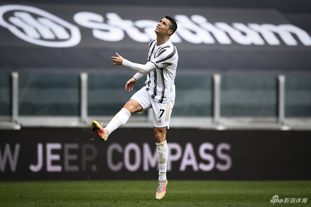 [意甲]尤文3-1热那亚 C罗中柱莫拉塔破门