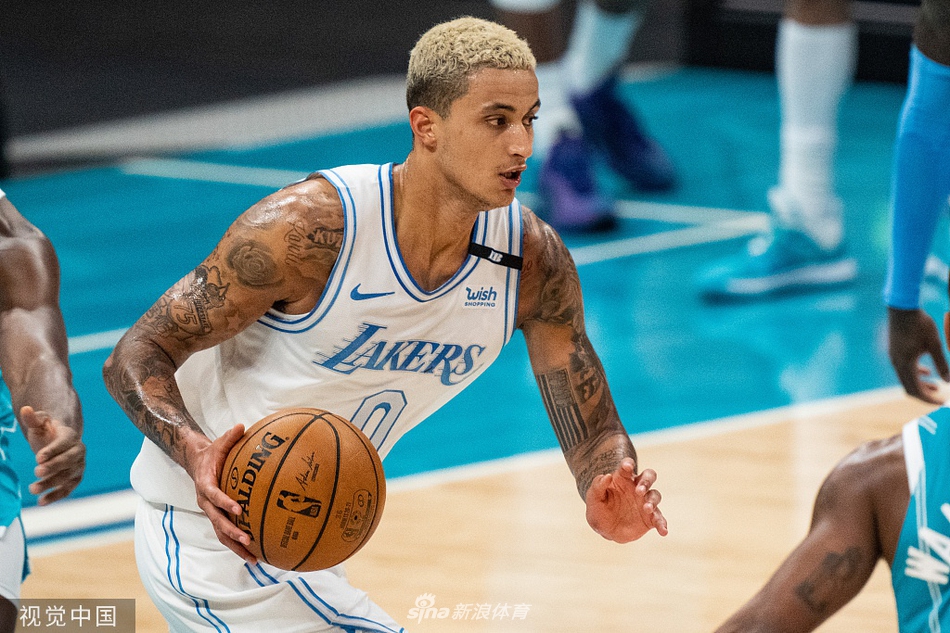 [NBA常规赛]湖人101-93黄蜂