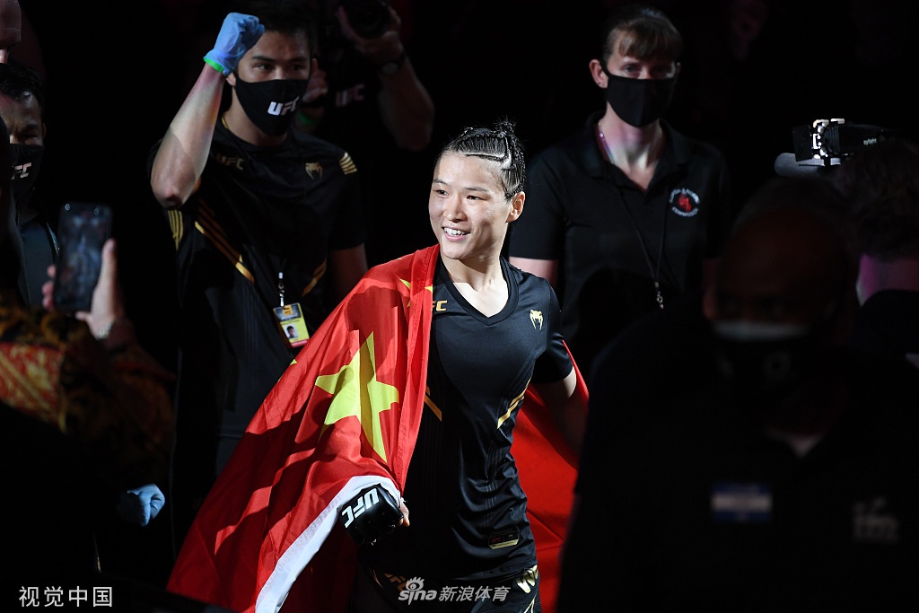 [UFC]张伟丽1分18秒遭对手KO 未能卫冕金腰带