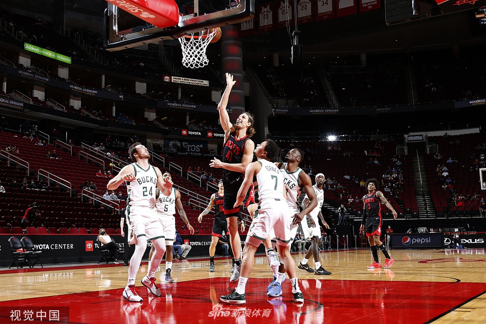 [NBA]雄鹿136-143火箭 小波特轰50分11助攻