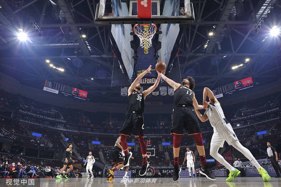 [NBA常规赛]独行侠124-97骑士