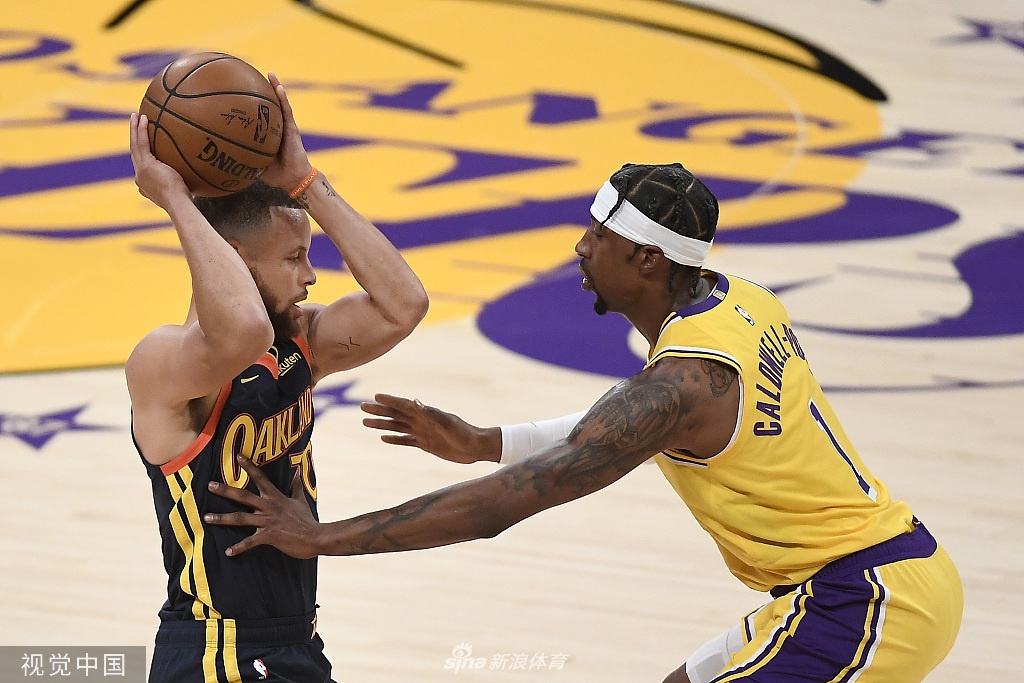 [NBA附加赛]湖人胜勇士晋级季后赛 詹姆斯砍三双