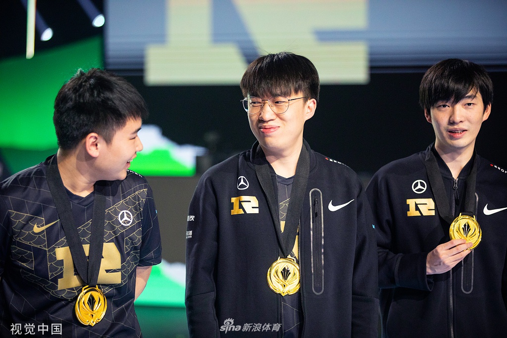 2021英雄联盟季中赛决赛RNG夺冠